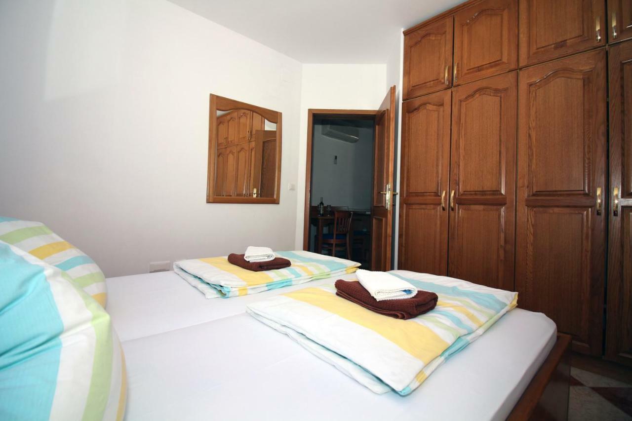 Apartmani Amado/Lozic Zara Esterno foto