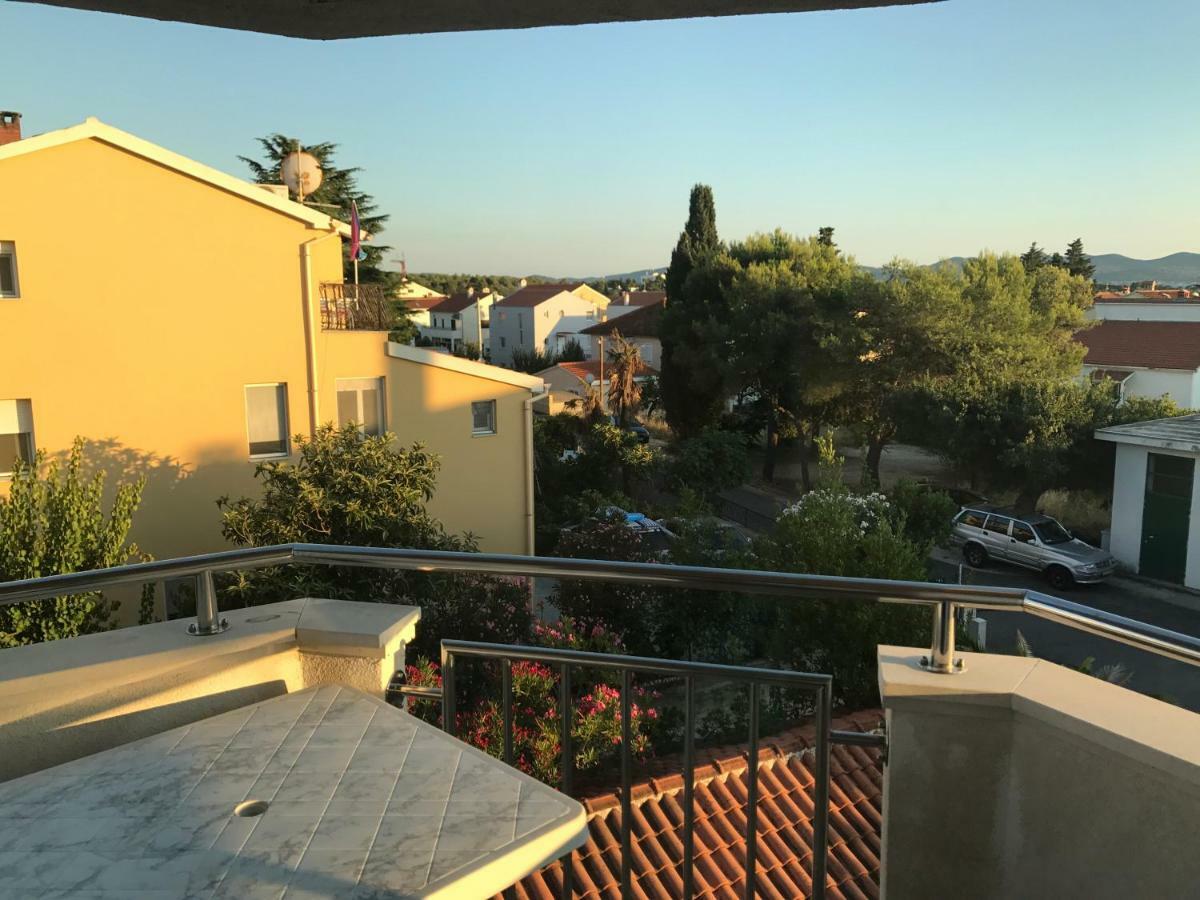 Apartmani Amado/Lozic Zara Esterno foto